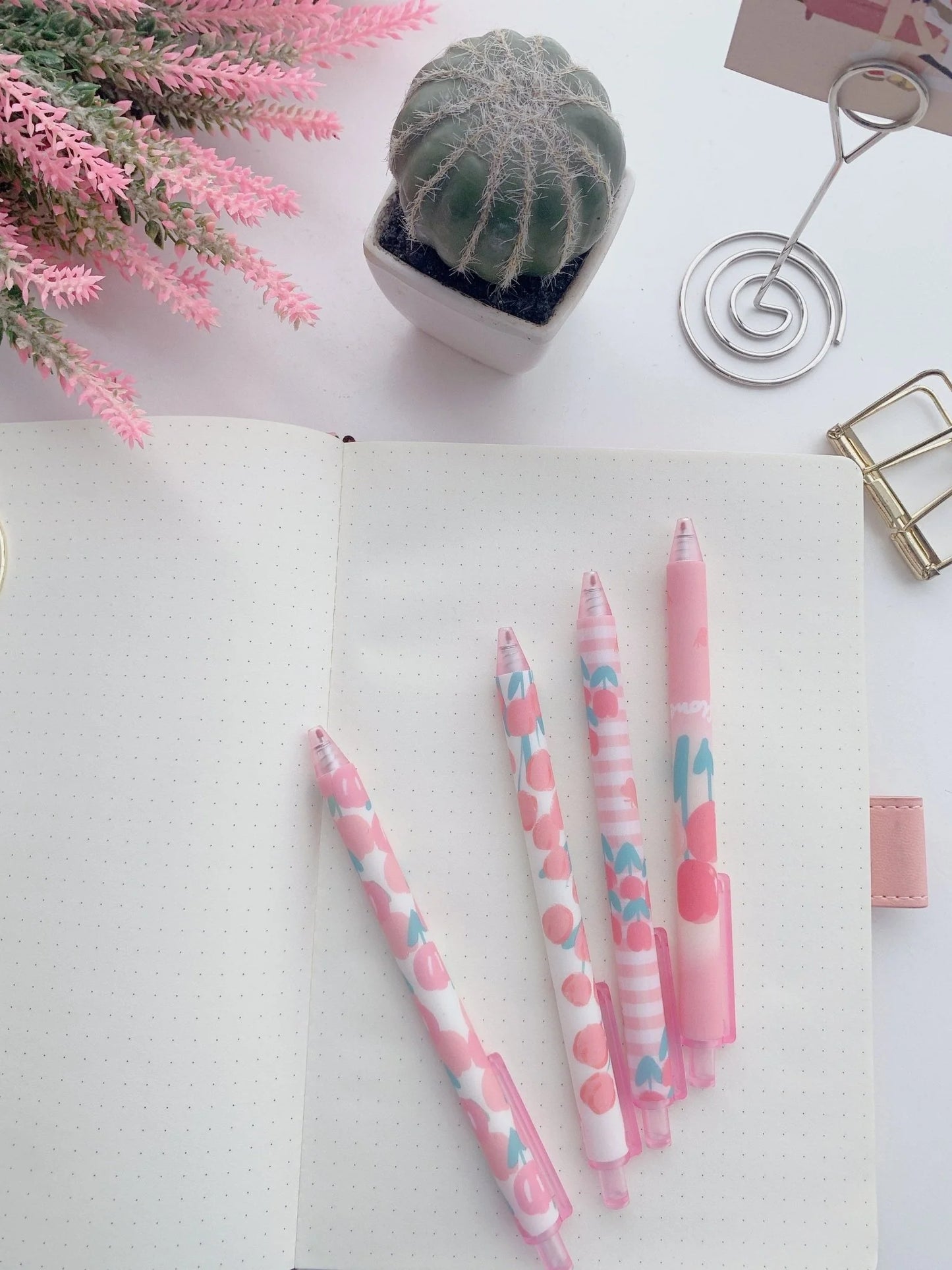 Moka Pink Tulip Gel Pen Set