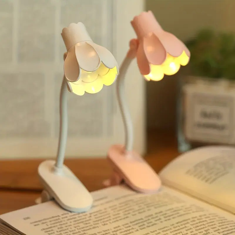 Petal Shine Mini Clip Lamp