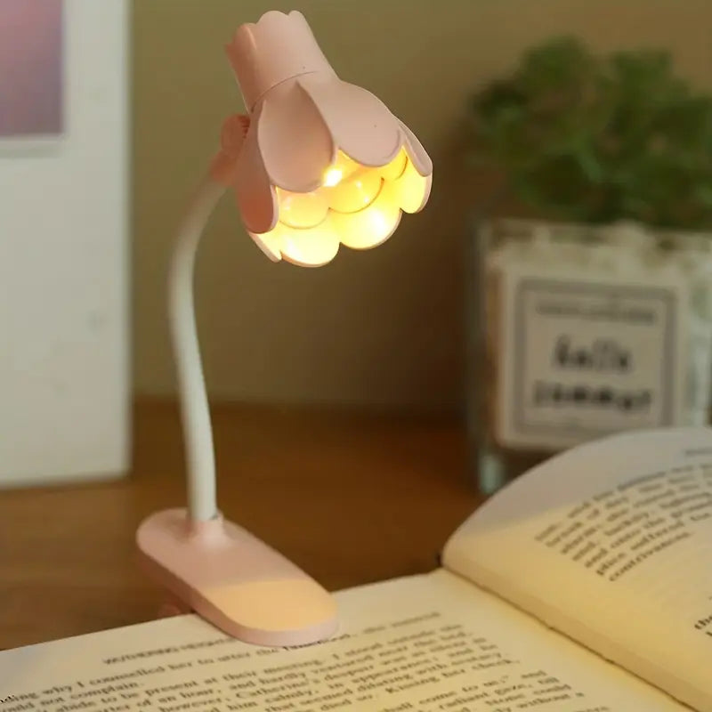 Petal Shine Mini Clip Lamp